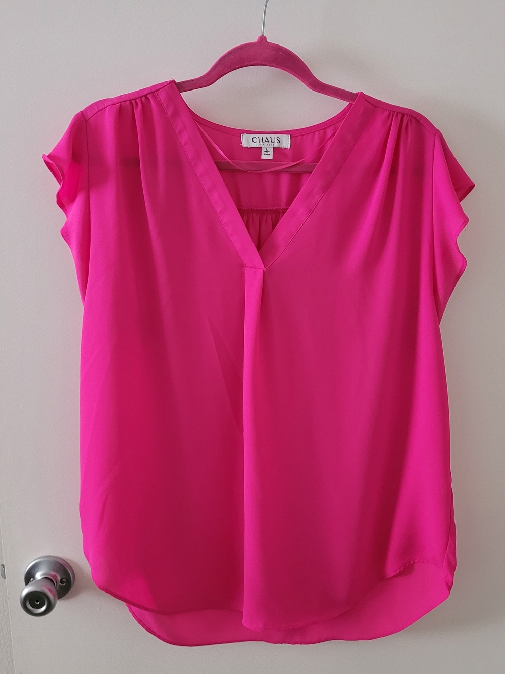 Chaus Hot Pink V-Neck Short Sleeve Blouse